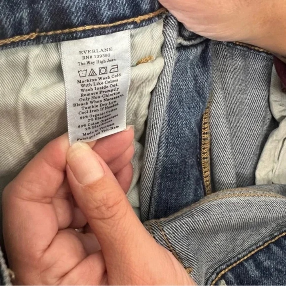Everlane NWOT The Way High Jean Organic Cotton Medium Wash Raw Hem - Picture 4 of 4